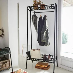 Garderobe Downey