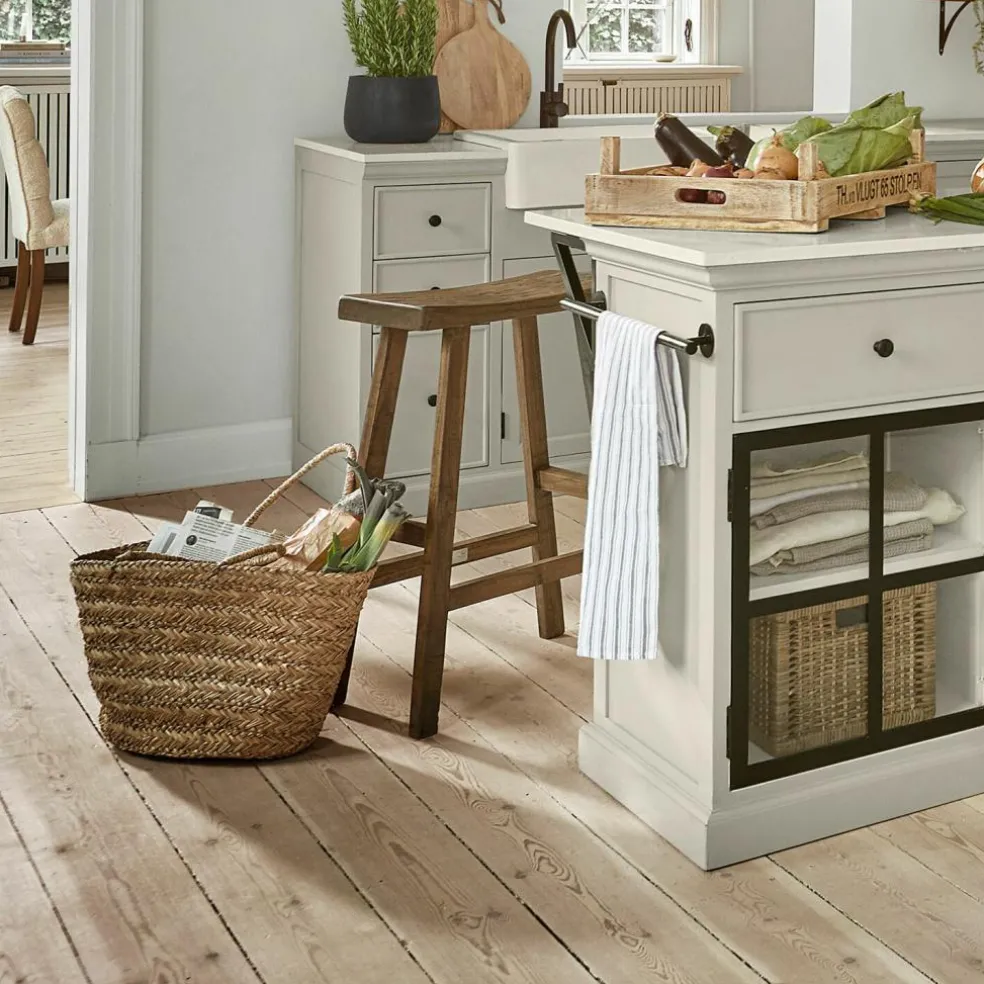 Hocker Nael