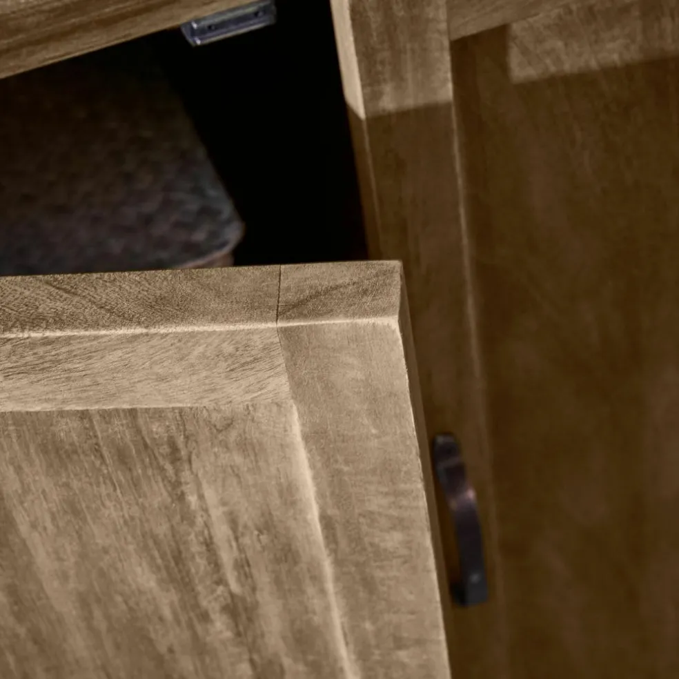 Schrank Branley