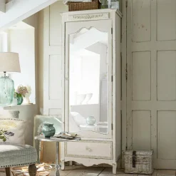 Schrank Lucgarier