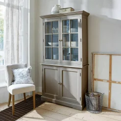 Schrank Rosebrook