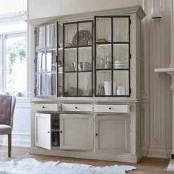 Schrank Thilot