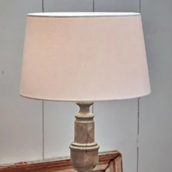 Stehlampe Wynleigh