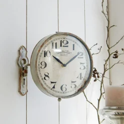 Uhr Adama